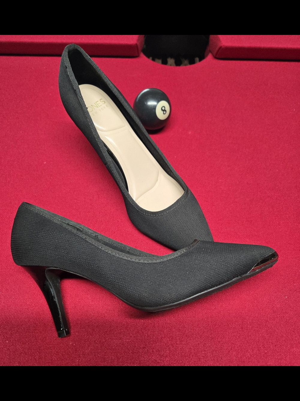 Jones New York Black Pointed Toe Mid Heel Pumps